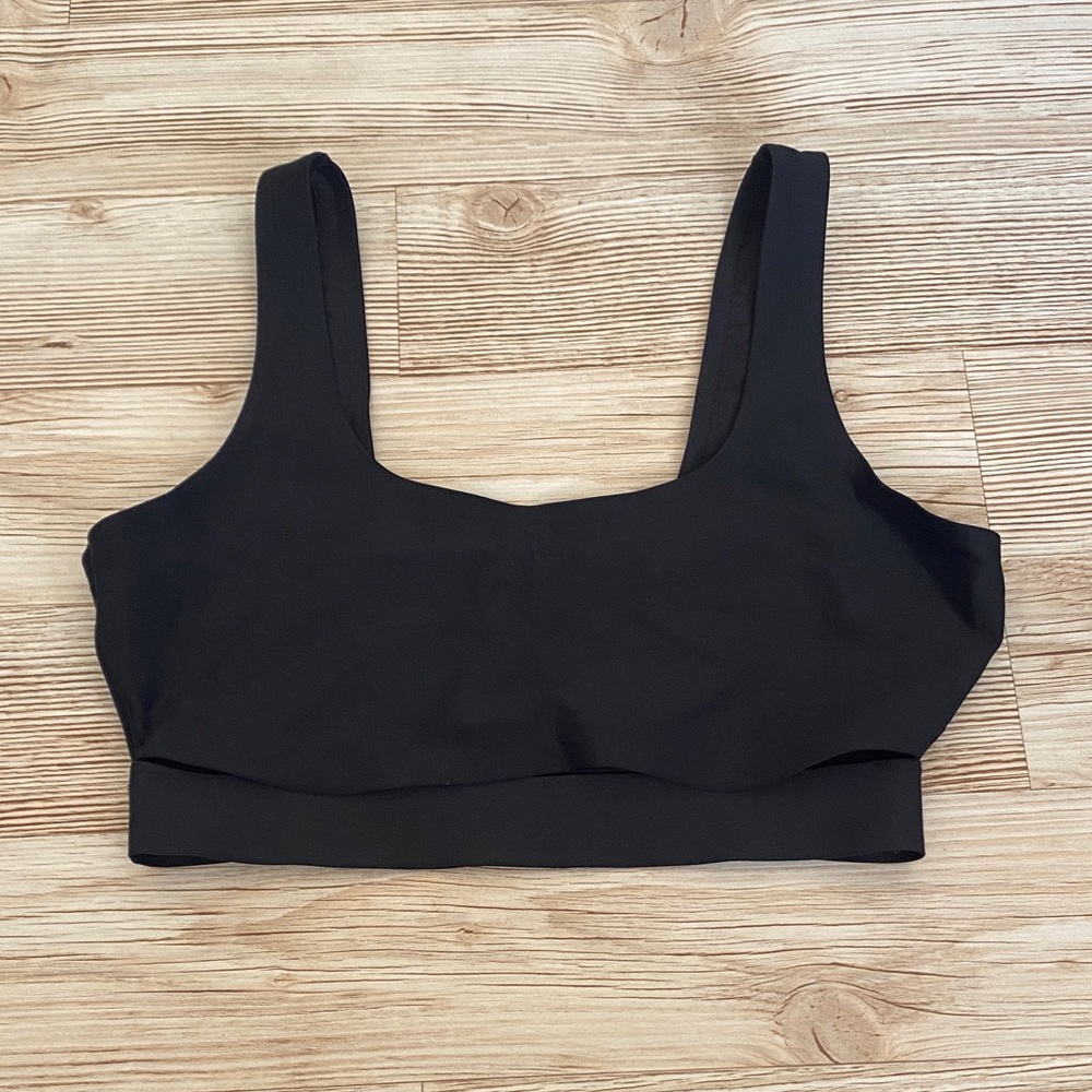Black Sports Bra